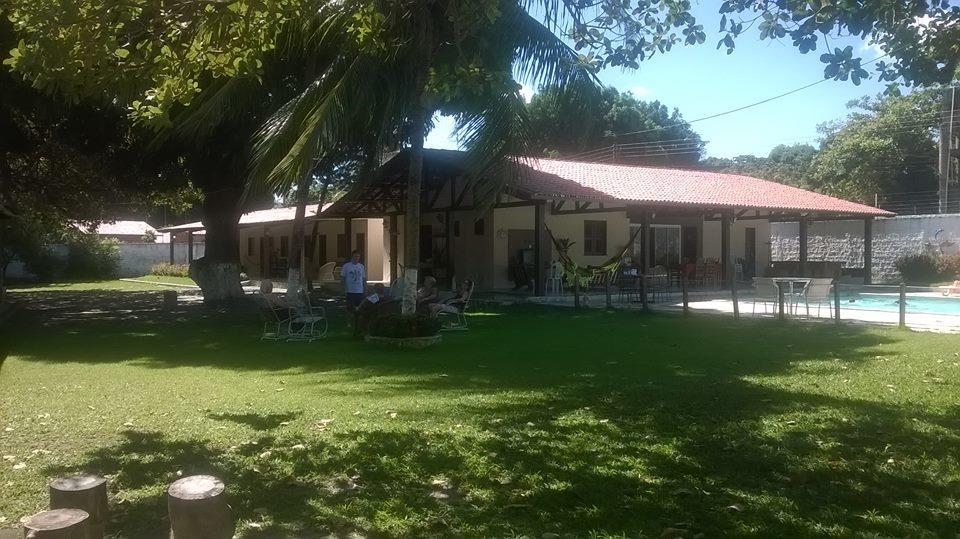 Hotel Fazenda Recanto Das Aguias Акирас Экстерьер фото