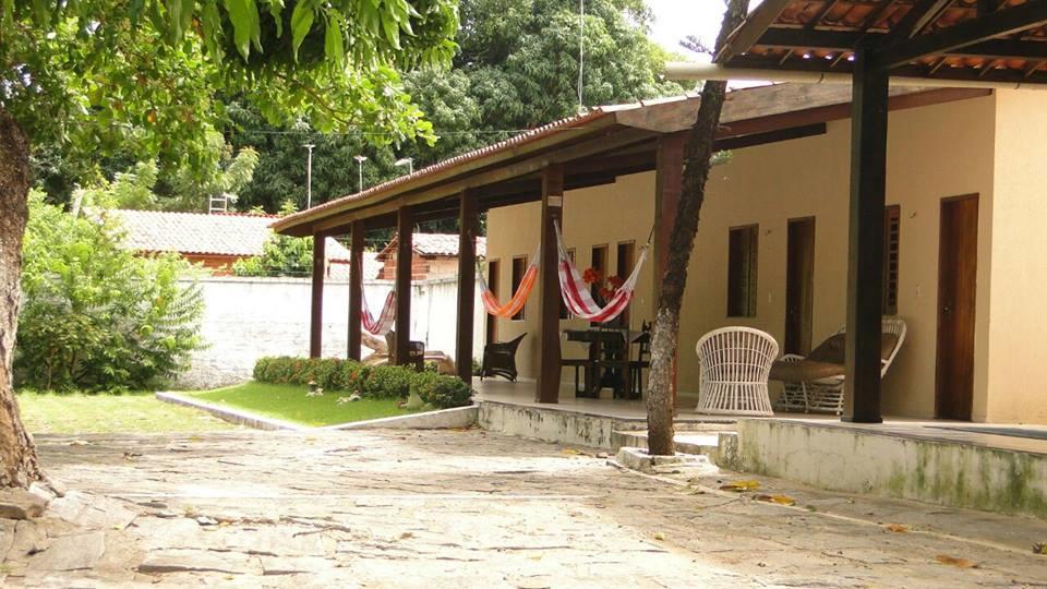 Hotel Fazenda Recanto Das Aguias Акирас Экстерьер фото